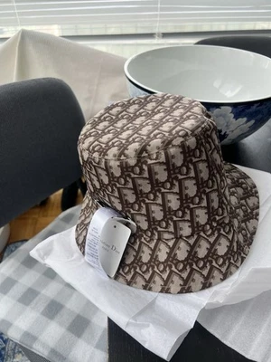 CHRISTIAN DIORTEDDY шляпа D TOILE DE JOUY sz 59 - Изображение 1 из 4