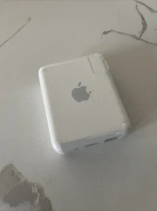 Apple A1264 Airport Express Wireless Base Station 54 Mbps White BRAND NEW!!! - Picture 1 of 4