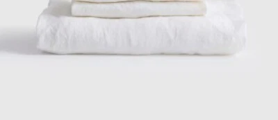 NWOT QUINCE EUROPEAN LINEN 2 PIECE TWIN XL FITTED SHEET SET WHITE FLAX - Image 1 of 4