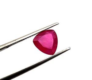 Natural Ruby Stone Trillion Cut Loose Gemstone 9 MM 2.60 CT - Picture 1 of 4
