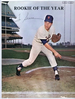 1968 New York Mets Ticket Pamphlet 8 pages 1967 ROY Tom Seaver & Gil Hodges Rare - Image 1 of 4