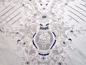 VTG TABLECLOTH CHINESE CHEE FOO LACE EMBROIDERED FILET WEDDING BANQUET 66X100 - Picture 1 of 8