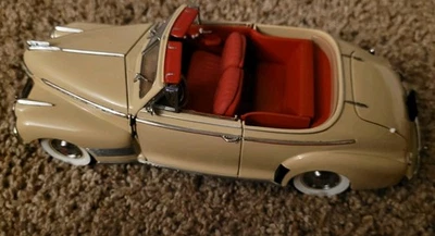 Chevrolet Special DeLuxe Chevy convertible crema Danbury 1941 41 1:24 como nuevo Foto 1 de 4