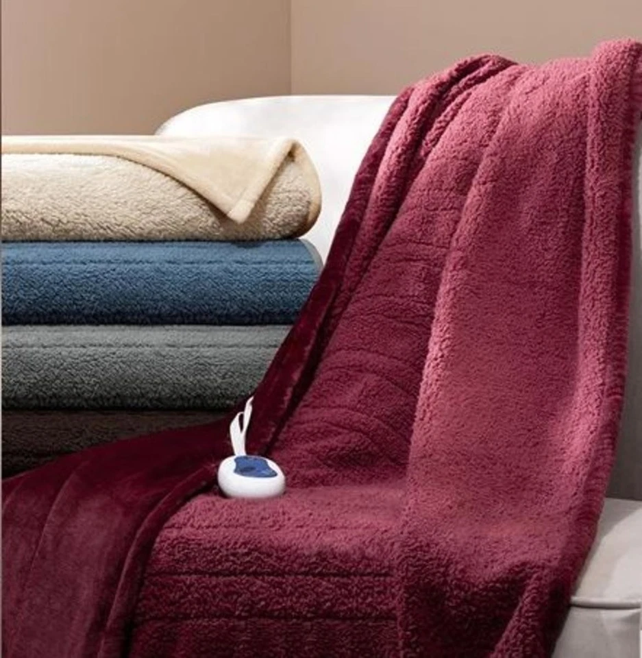 Beautyrest Microlight Reverse to Berber Heated Throw - Image 1 of 1