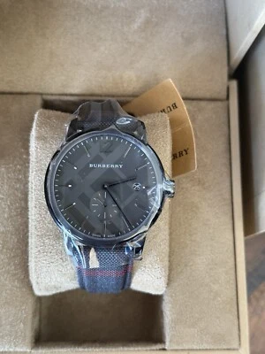 Brand New Burberry BU10010 Classic Round Checked Steel Case Men's Watch - Image 1 of 4