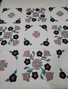 Handmade Quilt Hand Stitched Applique King Sz 82"× 102in Farmhouse Cottage Core - Picture 1 of 7