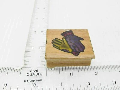 Gardening Gloves For The Garden Rubber Stamp - Stamp Set C62 - Image 1 of 4