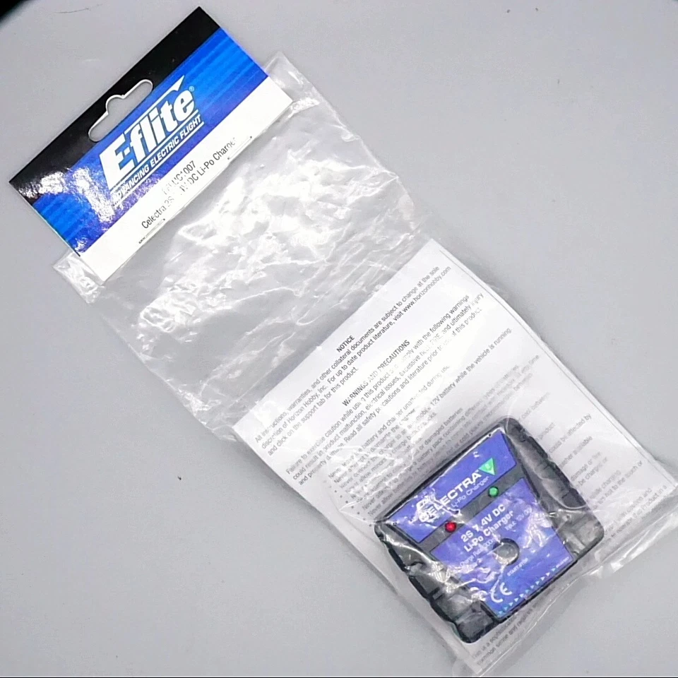 E-Flite EFLUC1007 Celectra 2S 7.4V DC Li-Po Charger (Power Supply Required) - Image 1 of 1