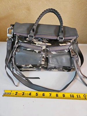 Bolso de Mano Aimee Kestenberg Cuero Mano/Hombro Diseño Gris Camuflaje Metálico Foto 1 de 4