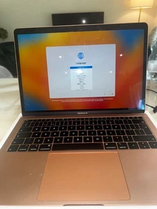 Apple MacBook Air Retina 13 cali (2018) różowe złoto (Touch ID) - Zdjęcie 1 z 4