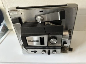 Proyector de Película Bell & Howell Modelo 483A De Colección Super 8mm Carga Automática - Funciona - Imagen 1 de 13