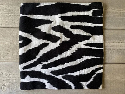 "Funda de almohada Pier 1 jacquard acento cebra rayas 16""" Foto 1 de 4