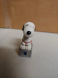 Vintage Peanuts Snoopy #1 Diving Swimming PVC Figure 1966 Hong Kong - Picture 1 of 5