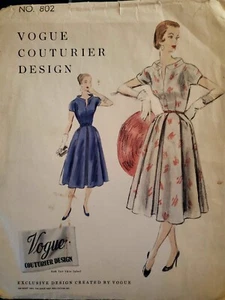 Rare, Vintage 1959 VOGUE COUTURIER DESIGN # 802 for One Piece Dress UNUSED - Picture 1 of 2