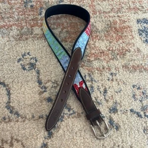 Vineyard Vines Leather Navy Canvas Brass Buckle Belt Boys Size 24 - Picture 1 of 7