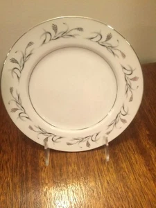 Harmony House PLATINUM GARLAND Salad Plate(s) - Picture 1 of 3