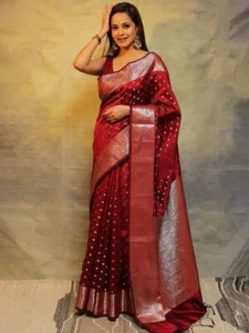 BEAUTIFUL RICH PALLU & JACQUARD WORK SAREE WITH JACQUARD BORDER BLOUSE - Picture 1 of 8