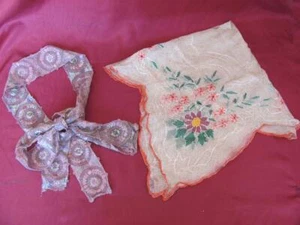 19C. ANTIQUE SET HAND MADE TABLE COVER & LACE RIBBON  - Picture 1 of 12