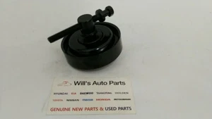 GENUINE BRAND NEW HYUNDAI TUCSON 2006-2010 PULLEY-TENSION - Picture 1 of 6