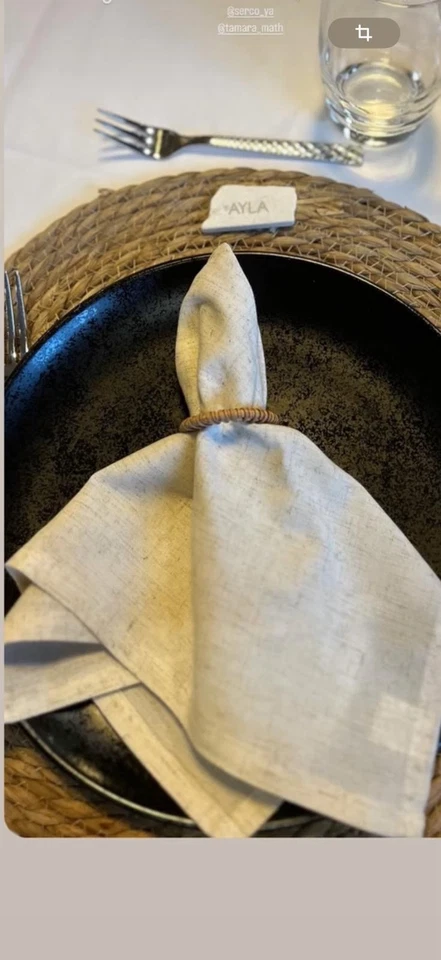 Stoffservietten (beige) - für Tischdeko, bei feierlichen Anlässen - Bild 1 von 1