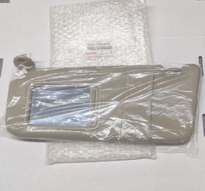 Parasol conductor Toyota Venza original marfil 2009-2016 con espejo retrovisor 74320-73010-A0 Foto 1 de 4