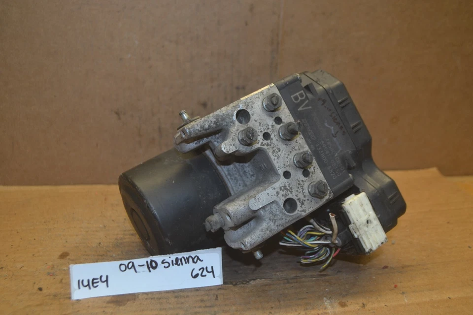 Toyota Sienna 2010 ABS control de bomba OEM 4454008101 módulo 624-14E4 Foto 1 de 4