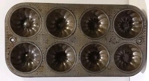 GSW 108 Bake Rite Tinware Round Swirl 8 Tart Baking Pan - Picture 1 of 9