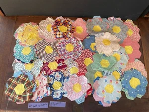 Vintage Quilt Pieces Hand Sewn 115 Pieces Grandmothers Flowers Pattern - Picture 1 of 12