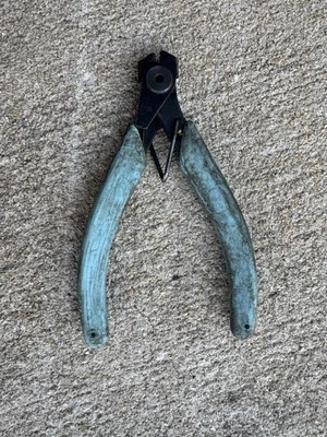 Used Xcelite Tools USA 134CG ESD Hard Wire Cutter, 5-7/16 Length, Baby Blue Grip - Image 1 of 4