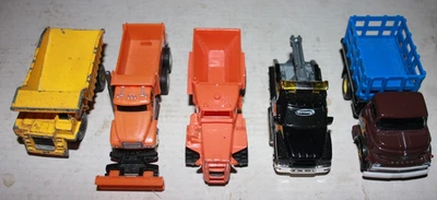 Lijadora de arado de construcción y entrega de 5 marcas Asstd + camiones diecast de 4"-5" de largo Foto 1 de 4