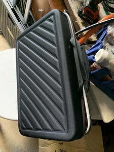 electronic hard shell carrying case - Picture 1 of 2