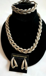 COLLAR METAL TONO PLATA PESADO VINTAGE - Imagen 1 de 9