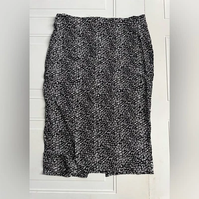 Saia DVF Diane Von Furstenberg Feminina Tamanho 14 Midi Preta Padrão Geométrico - Imagem 1 de 4