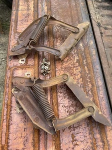 1973-1979 Ford Pickup Truck Hood Hinge Pair With Bolts Works F150 F250 #76 - Picture 1 of 10