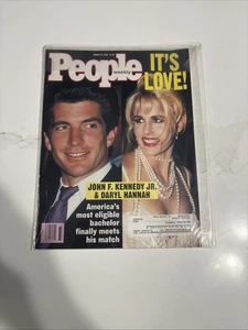 John F Kennedy Jr Daryl Hannah People Weekly Magazine 8/16/1993 Newsstand! - Picture 1 of 13