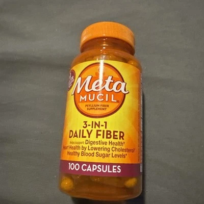 Metamucil 3 en 1 fibra diaria 100 cápsulas CADUCIDAD 10/2027 Foto 1 de 2