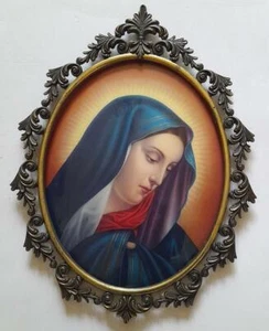 Madonna Praying Face Sweet Cap Oval Glass Frame Gilded Bronze - Picture 1 of 6