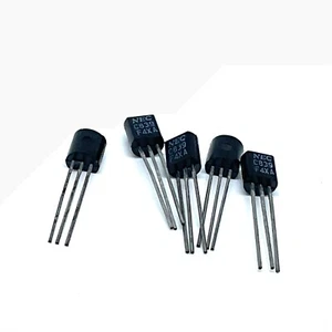 Transistors C3839 3 Pins New Old Stock - Picture 1 of 2