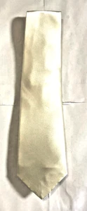 Joseph & Feiss Necktie 100% Silk 60'' Ivory Colored L x4'' W Excellent Condition - Picture 1 of 3