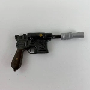 Blaster for Han Solo in Hoth Gear Diamond Select Ultimate Quarter Scale Figure - Picture 1 of 9