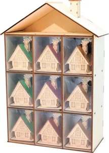 Räucherhaus in Klarsichtverpackung, 3-fach sort. im Holzdisplay (1PRO KAUF) - Picture 1 of 1