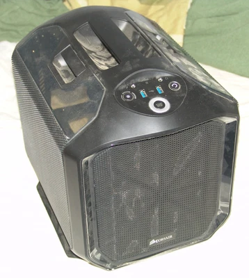 Corsair Graphite 380T Mini-ITX Custodia per PC Nero - Immagine 1 di 4