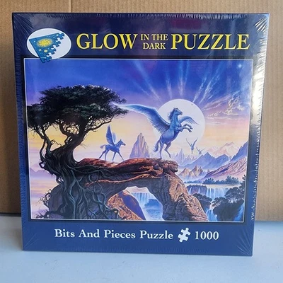 NUEVO Rompecabezas Bits And Pieces Brillan en la Oscuridad 1000 Piezas Pegasus Mountain 2003 Foto 1 de 3