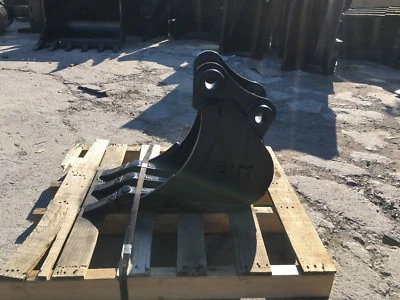 Nuevo cucharón excavadora de alta resistencia de 10" para Takeuchi TB230 Foto 1 de 4