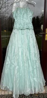 Alyce Designs Dress Prom Crystals Green Size 4 - Image 1 of 4