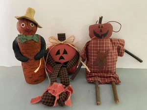 Lot 3 Folk Art Halloween Pumpkins Decor (O15) - Picture 1 of 6