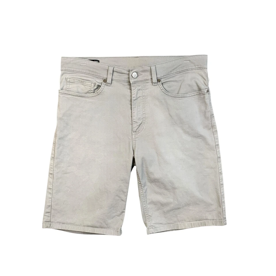 Shorts Oakley Masculino 32 Cinza Claro Ajuste Personalizado Cintura Média 5 Bolsos Jeans Frente Plana - Imagem 1 de 4