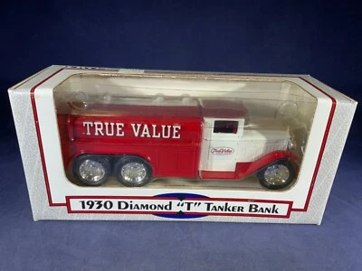 W4-17 ERTL 1:34 SCALE DIE CAST BANK - 1930 DIAMOND T TANKER TRUCK - TRUE VALUE - Image 1 of 4
