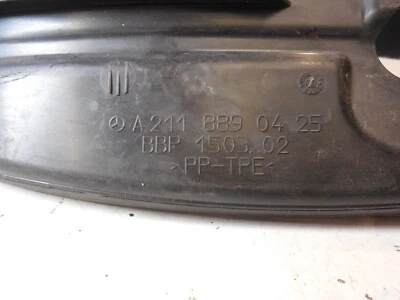 MERCEDES-BENZ E W211 ПЕРЕДНЕЕ ПРАВОЕ КРЫЛО ЗАДНЯЯ КРЫШКА подкладка отделка A2118890425 - Изображение 1 из 4