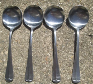 Lotto di 4 cucchiaini da zuppa Wellesley Gumbo Rogers Co. Corea inox anni 90 - Foto 1 di 5